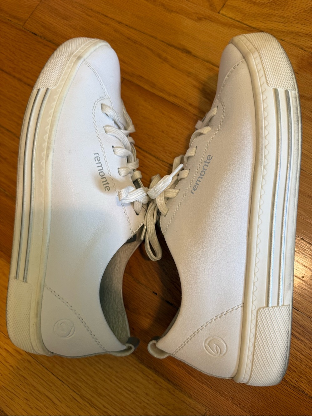 Remonte white womens sneaker size 40